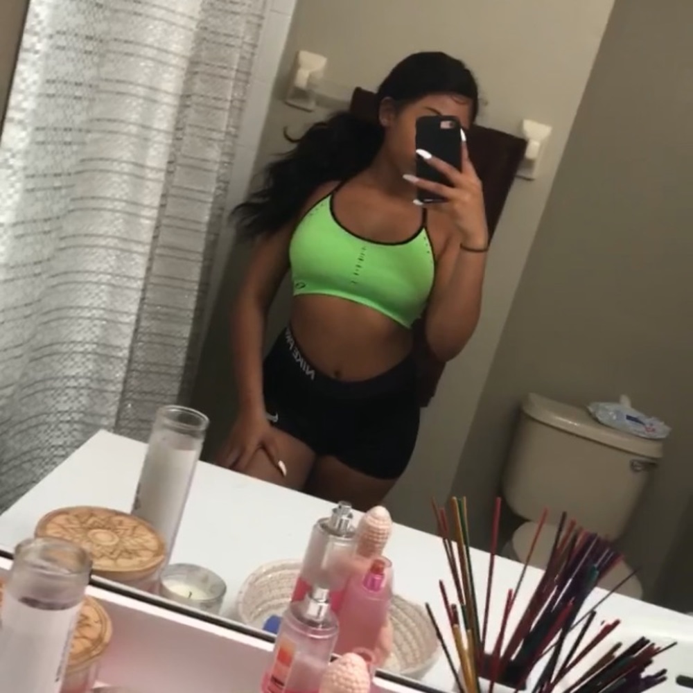 Bra - Picture 2 of 2